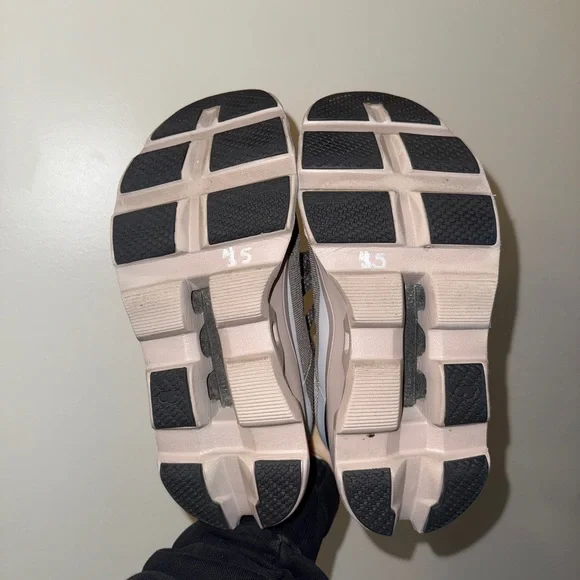 On Running Cloud monster 2 - Picture 6 of 6